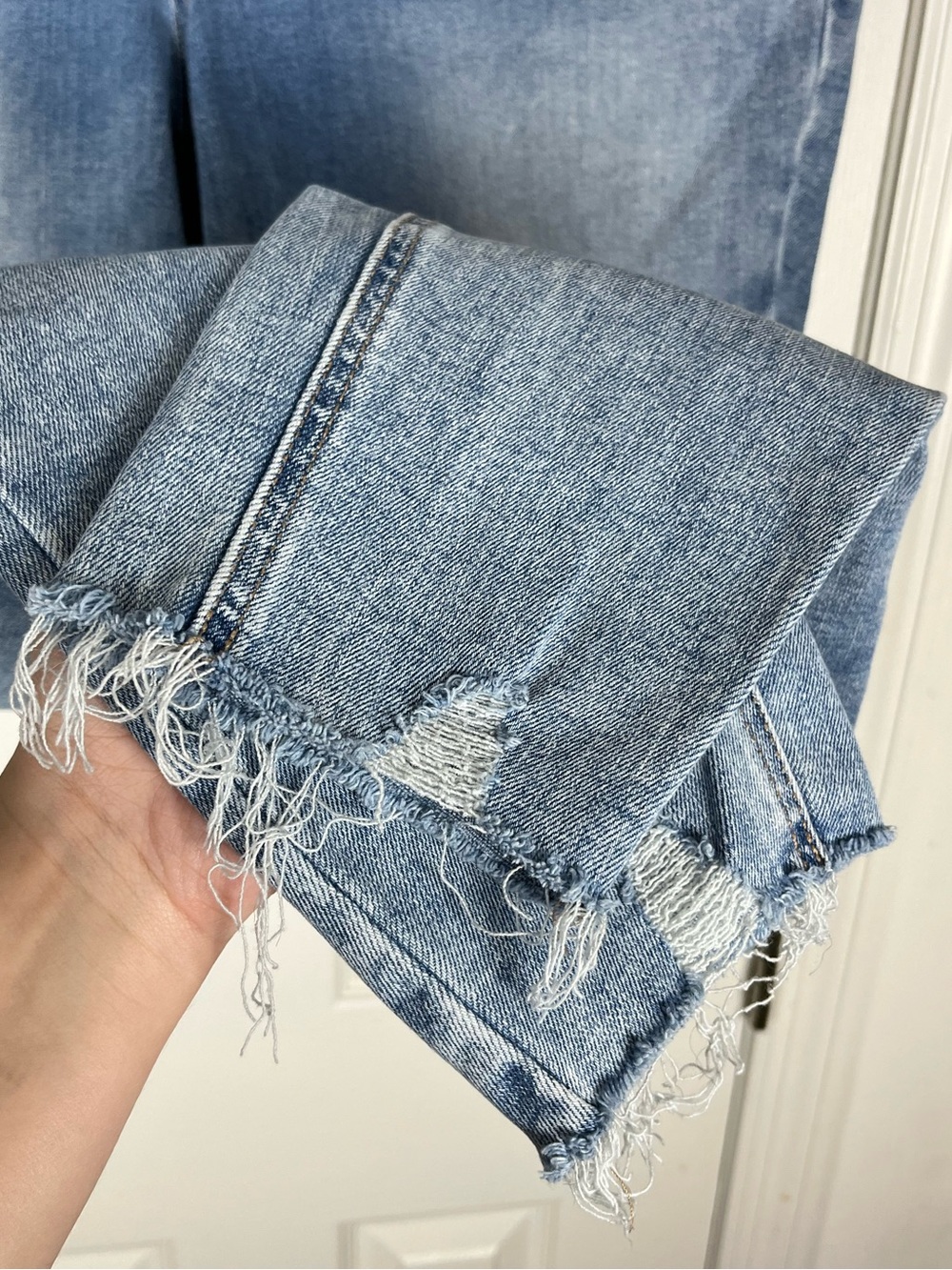 Edgely High Rise Super Skinny Distressed Denim Jeans Sz 20W Stretch Denim - Picture 3 of 8